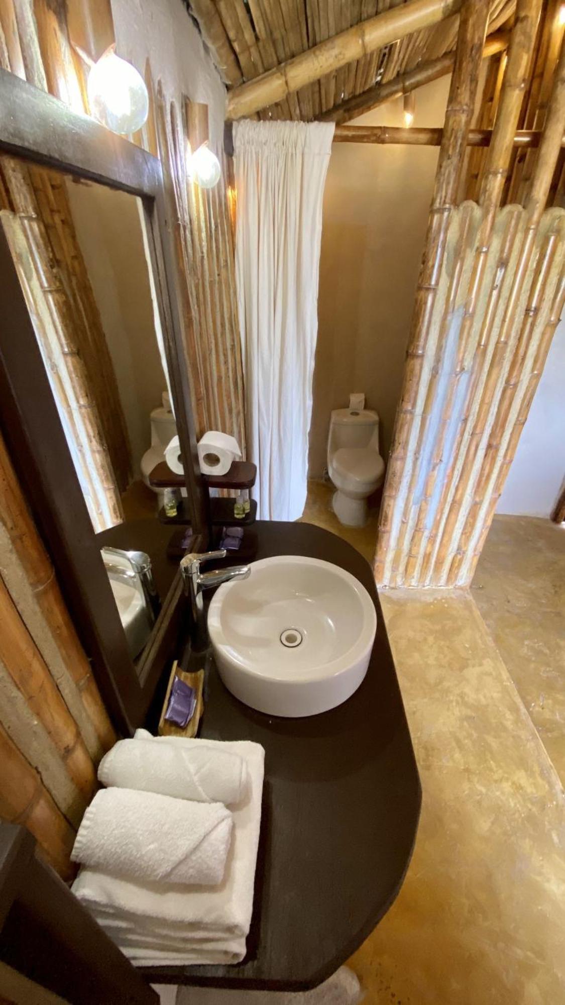 Eco Cabanas Bluekay Mahahual Room photo